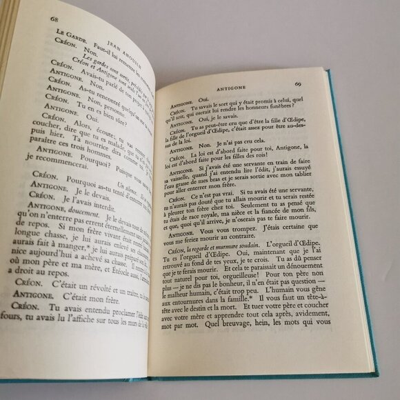 1960s Antigone Book Blue by Jean Anouilh FRENCH Play Inspired Sophocles Tragedy - Picture 10 of 11